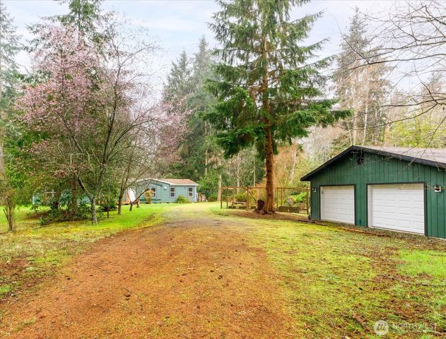 1140 Sherwood Lane, Greenbank, WA 98253