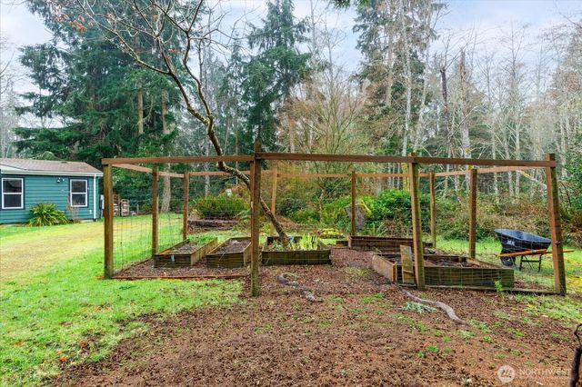 1140 Sherwood Lane, Greenbank, WA 98253