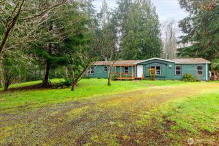 1140 Sherwood Lane, Greenbank, WA 98253