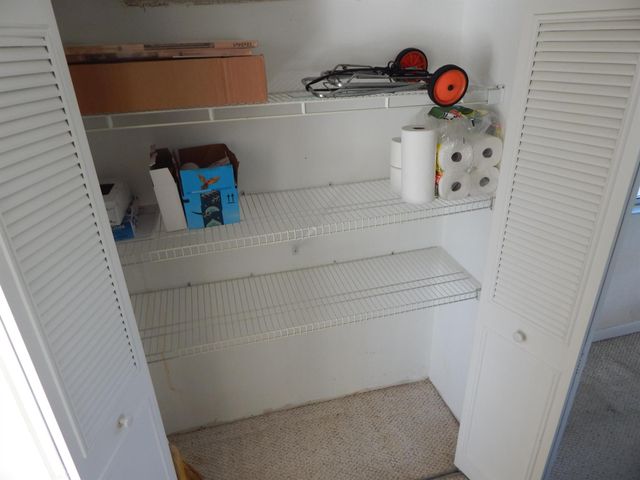 231 Flanders E 231, Delray Beach, FL 33484