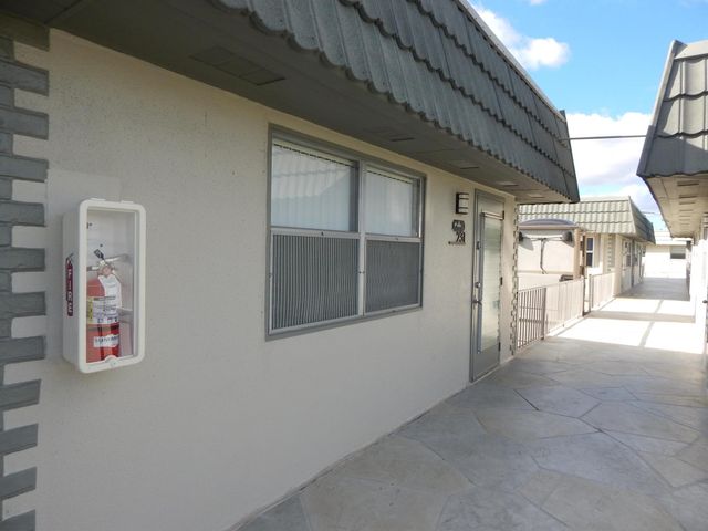 231 Flanders E 231, Delray Beach, FL 33484