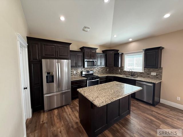 705 Wilshire Place, Idaho Falls, ID 83402