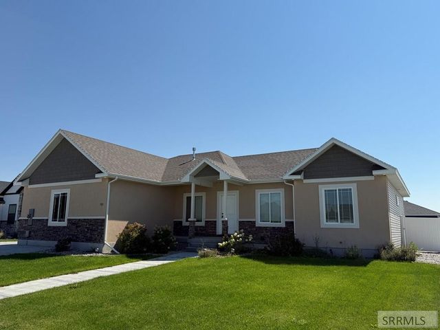 705 Wilshire Place, Idaho Falls, ID 83402
