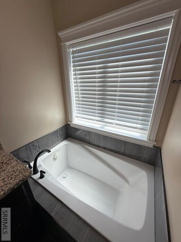 705 Wilshire Place, Idaho Falls, ID 83402