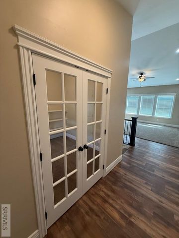 705 Wilshire Place, Idaho Falls, ID 83402