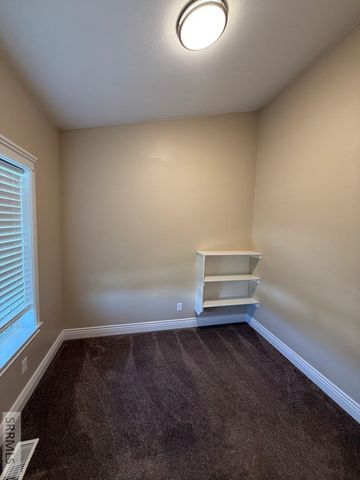 705 Wilshire Place, Idaho Falls, ID 83402