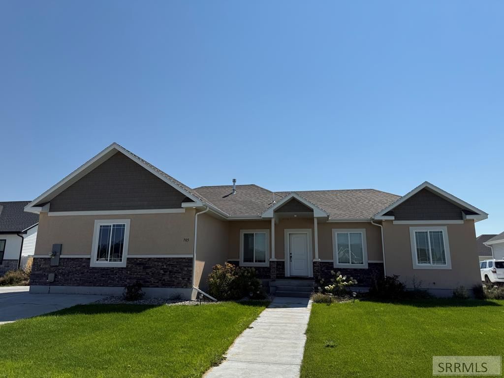705 Wilshire Place, Idaho Falls, ID 83402