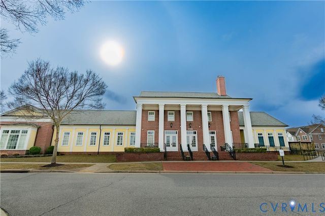 17318 Library Blvd, Ladysmith, VA 22546