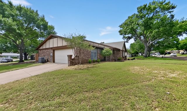 7294 Church Park Drive, Fort Worth, TX 76133