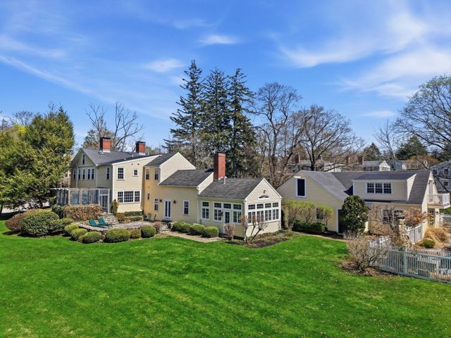 49 Salem St, Andover, MA 01810