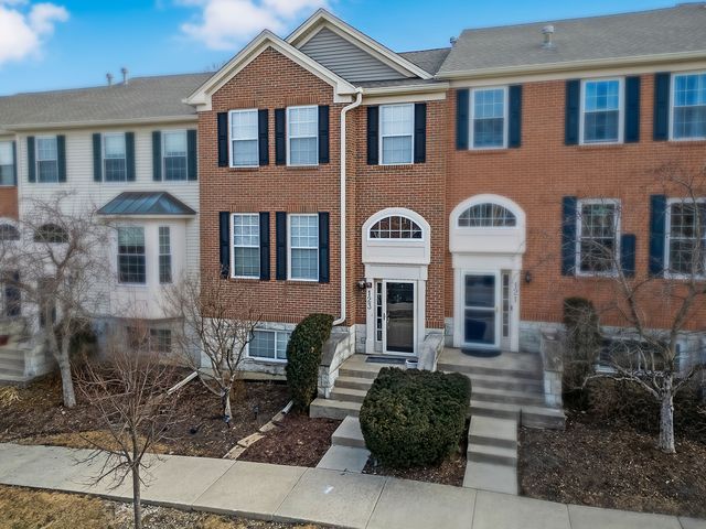 123 Willow Boulevard, Willow Springs, IL 60480