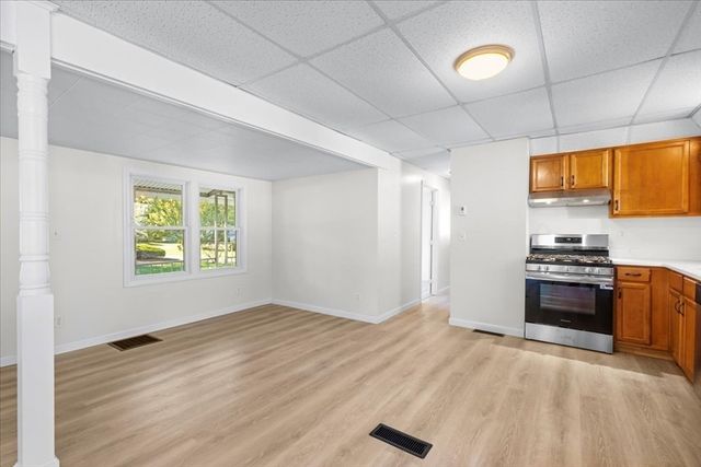 2 Candlelight Drive, Plymouth, MA 02360