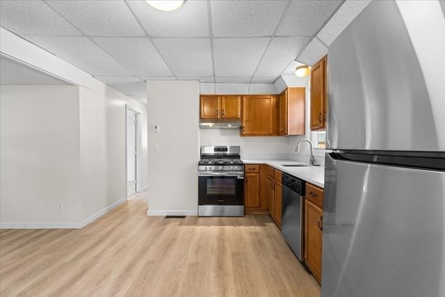 2 Candlelight Drive, Plymouth, MA 02360