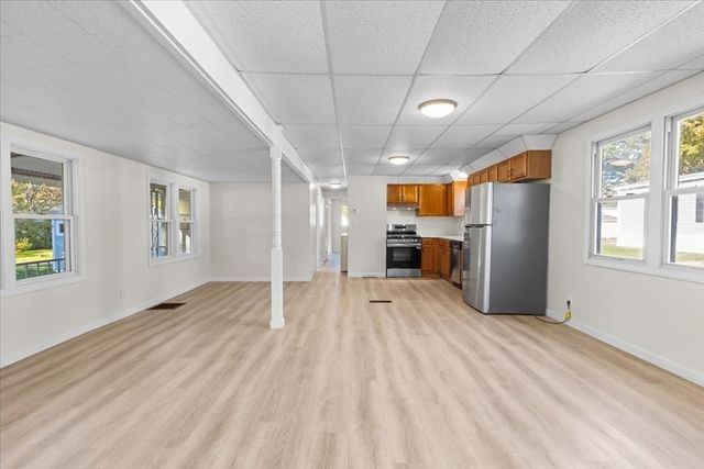 2 Candlelight Drive, Plymouth, MA 02360