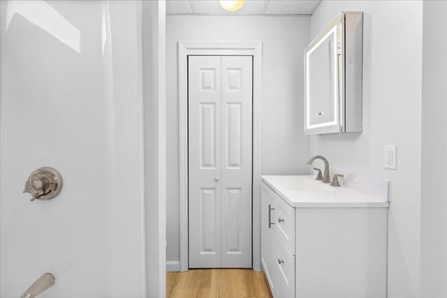 2 Candlelight Drive, Plymouth, MA 02360