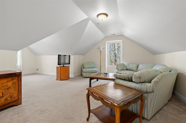 6847 Northstar Avenue, Kalamazoo, MI 49009