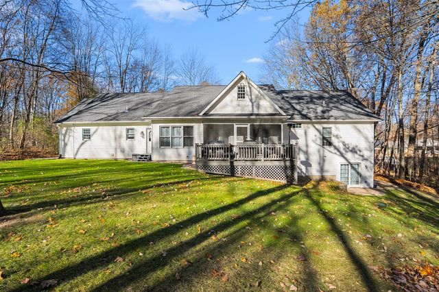 6847 Northstar Avenue, Kalamazoo, MI 49009