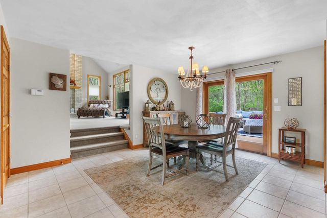 W8678 HILLVIEW ROAD, Hortonville, WI 54944