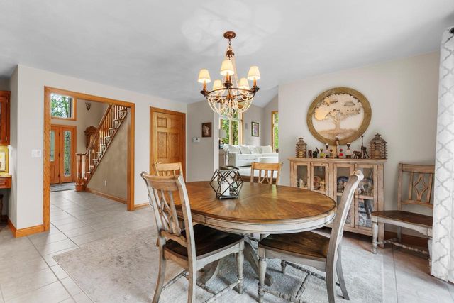 W8678 HILLVIEW ROAD, Hortonville, WI 54944