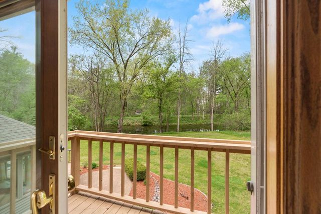 W8678 HILLVIEW ROAD, Hortonville, WI 54944