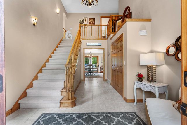 W8678 HILLVIEW ROAD, Hortonville, WI 54944