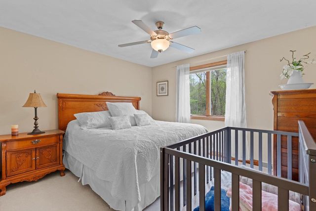 W8678 HILLVIEW ROAD, Hortonville, WI 54944