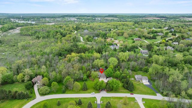 W8678 HILLVIEW ROAD, Hortonville, WI 54944