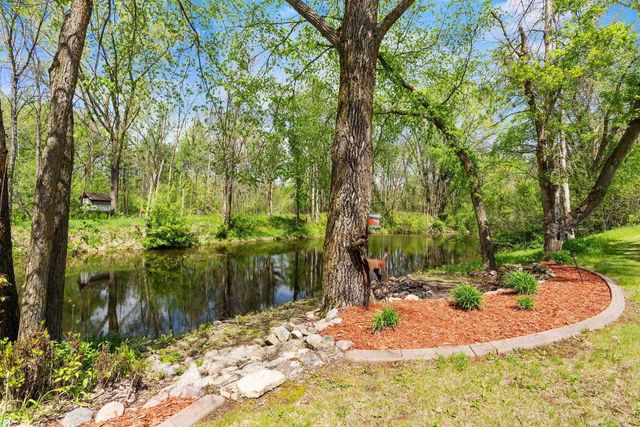 W8678 HILLVIEW ROAD, Hortonville, WI 54944