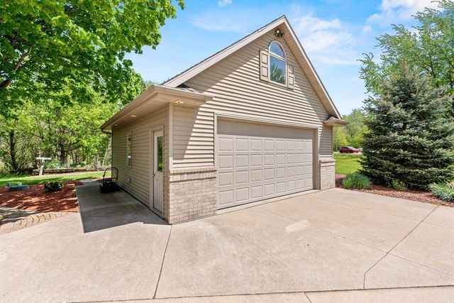 W8678 HILLVIEW ROAD, Hortonville, WI 54944