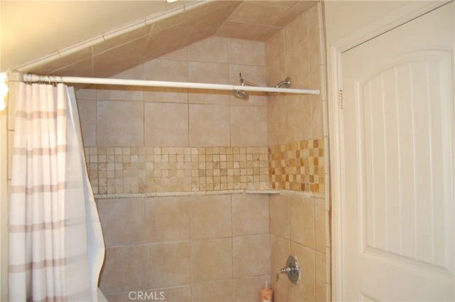 9408 Poplar Avenue, Fontana, CA 92335