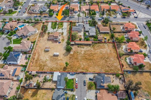 9408 Poplar Avenue, Fontana, CA 92335