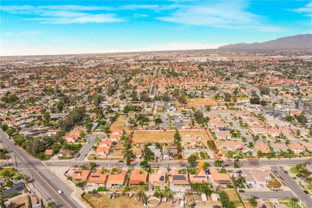 9408 Poplar Avenue, Fontana, CA 92335