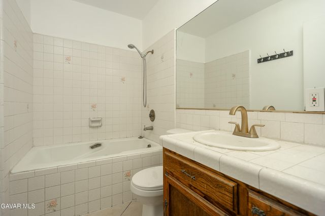 1441 W Jenner Street, Lancaster, CA 93534