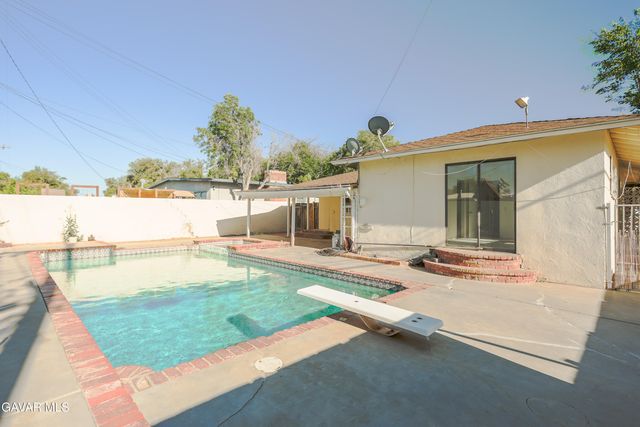 1441 W Jenner Street, Lancaster, CA 93534
