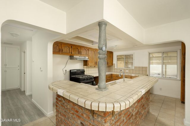 1441 W Jenner Street, Lancaster, CA 93534