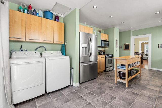 3128 N St, Sacramento, CA 95816