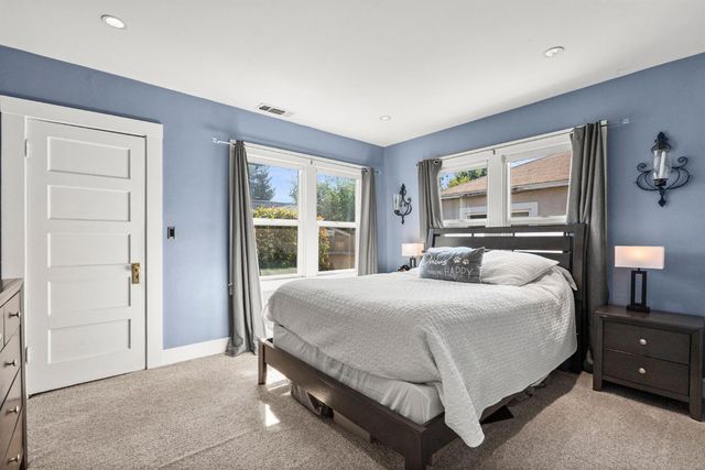 3128 N St, Sacramento, CA 95816