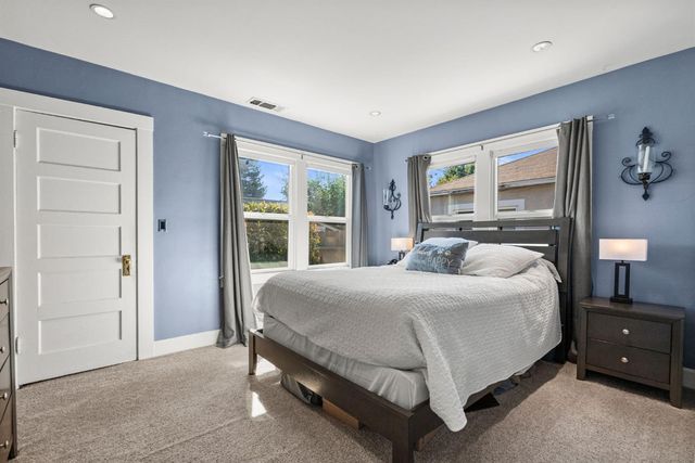 3128 N St, Sacramento, CA 95816