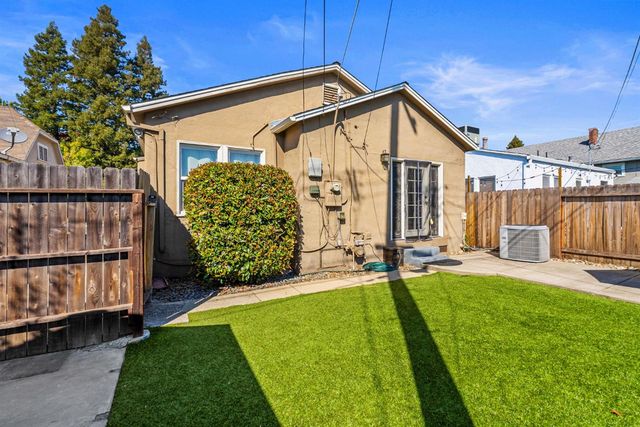 3128 N St, Sacramento, CA 95816