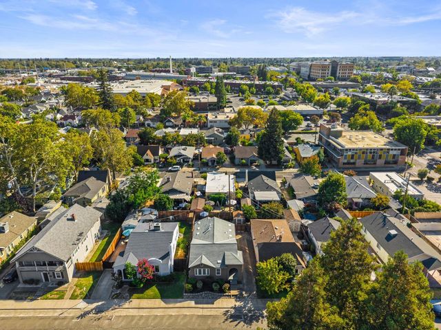 3128 N St, Sacramento, CA 95816