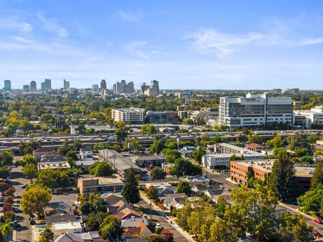 3128 N St, Sacramento, CA 95816