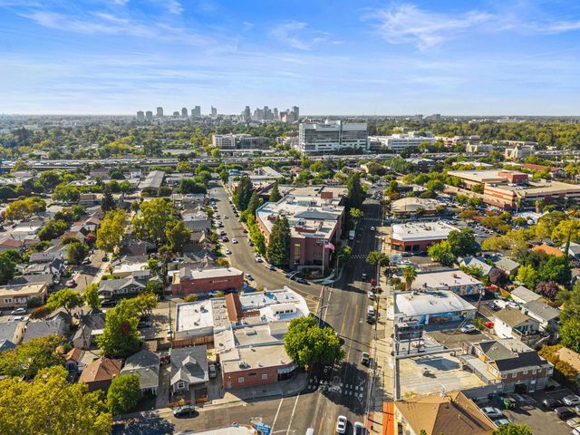 3128 N St, Sacramento, CA 95816