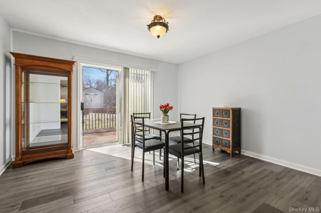 36 Lackawanna Trail, Suffern, NY 10901