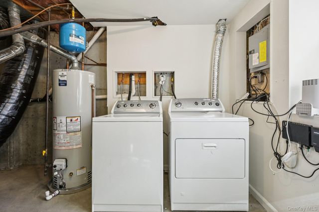 36 Lackawanna Trail, Suffern, NY 10901