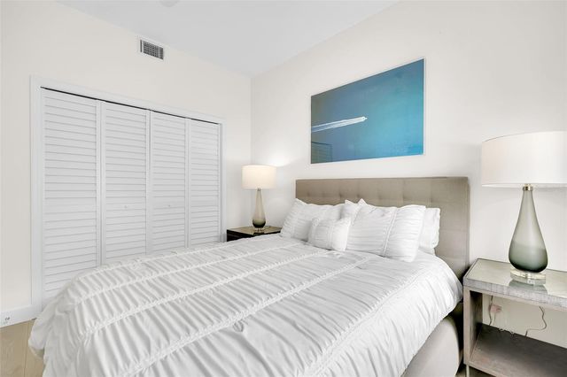 862 HUDSON AVENUE 862, Sarasota, FL 34236