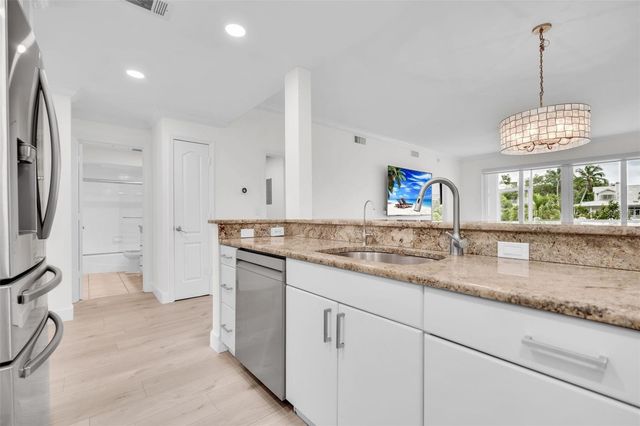 862 HUDSON AVENUE 862, Sarasota, FL 34236