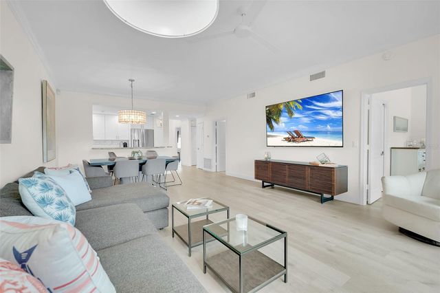 862 HUDSON AVENUE 862, Sarasota, FL 34236