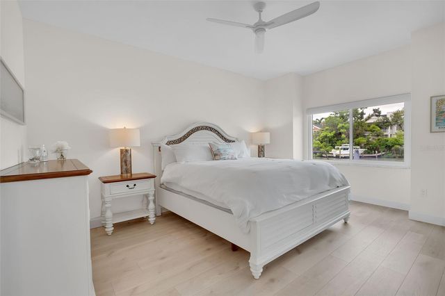 862 HUDSON AVENUE 862, Sarasota, FL 34236