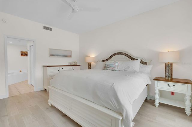862 HUDSON AVENUE 862, Sarasota, FL 34236