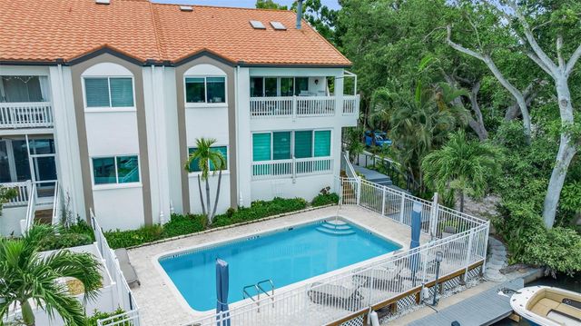 862 HUDSON AVENUE 862, Sarasota, FL 34236